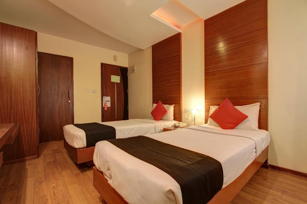 Collection O 29684 Hotel Vikram Palace & Restaurant Dayal Bagh Zimmer foto