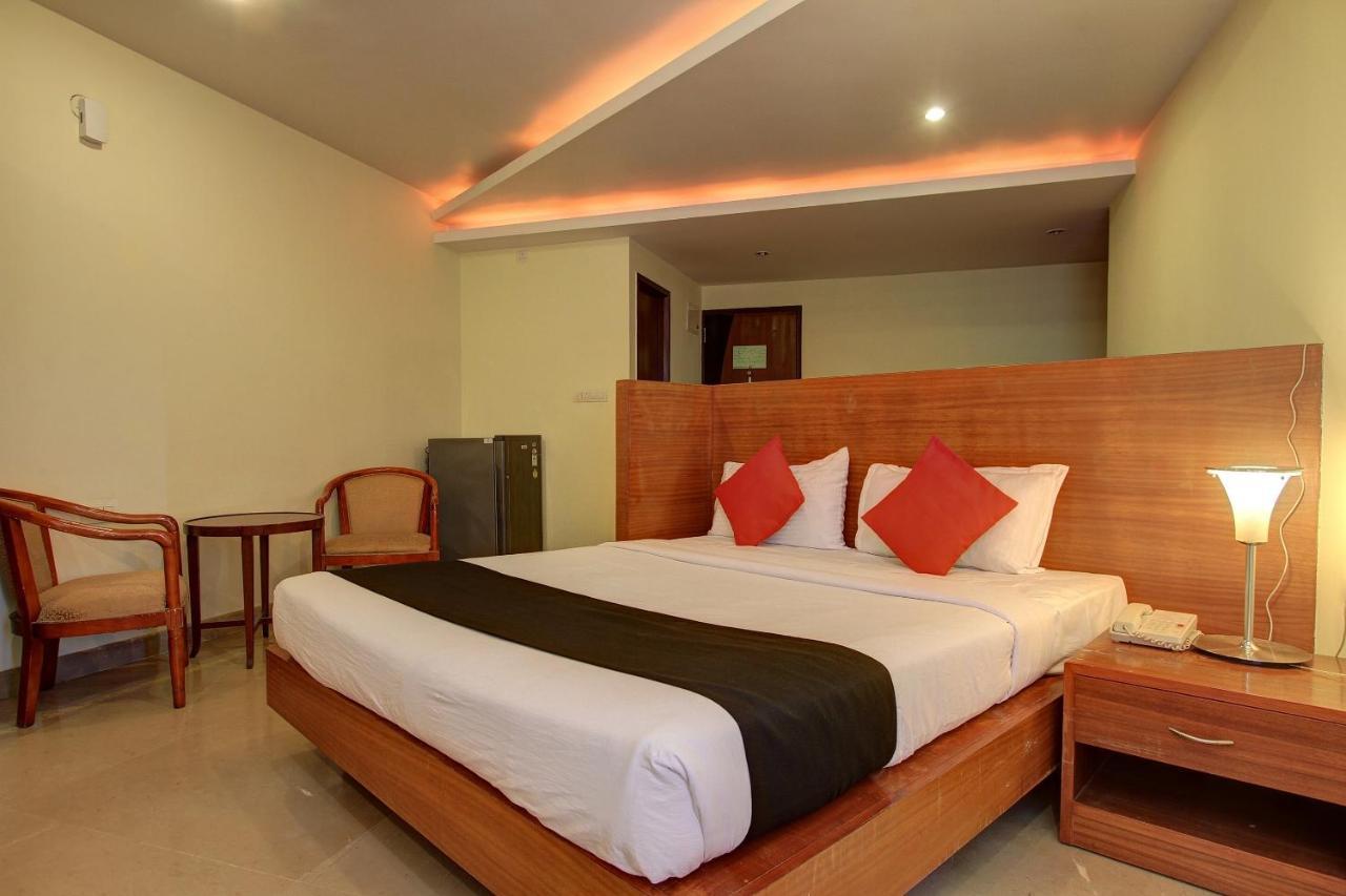 Collection O 29684 Hotel Vikram Palace & Restaurant Dayal Bagh Zimmer foto